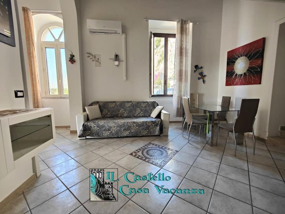 Il Castello Casa Vacanza Salerno Eksteriør bilde